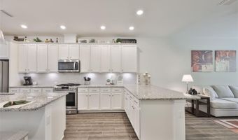 5566 SILVER SUN Dr, Apollo Beach, FL 33572