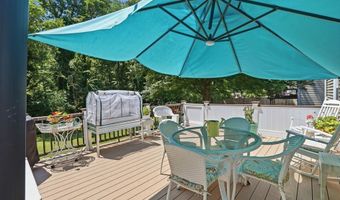 44 Desmarais St, Cumberland, RI 02864