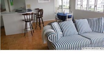 7 Lincoln Ave, Avon By The Sea, NJ 07717