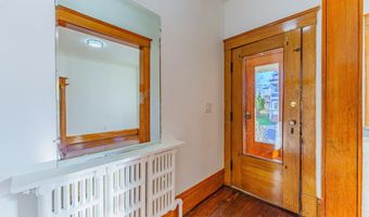 8 Stanwix St, Albany, NY 12209