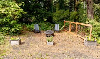 10220 7TH St, Bay City, OR 97107