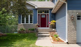 15564 Vale St NW, Andover, MN 55304
