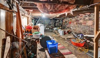 174-176 N Champlain St, Burlington, VT 05401