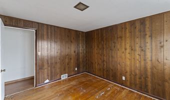 1800 Chopsey Hill Rd, Bridgeport, CT 06606