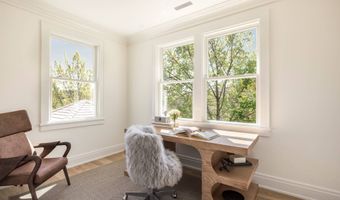 62 Canvasback Ln, Amagansett, NY 11937