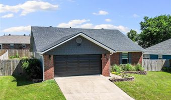 13 Greenridge Ln, Bentonville, AR 72712