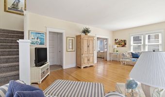 23 5th St, Beach Haven, NJ 08008