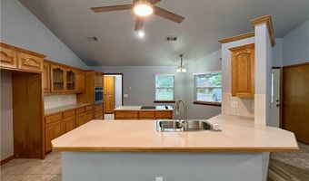510 College Pl, Bentonville, AR 72712