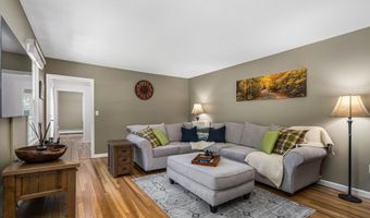 6 Matthew Patten Dr, Bedford, NH 03110