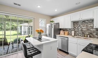 272 West Sq, Bluffton, SC 29910