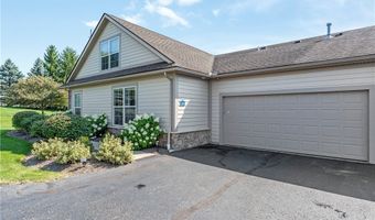 276 Sandover Dr, Aurora, OH 44202