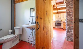 416 Lincolnville Ave, Belfast, ME 04915