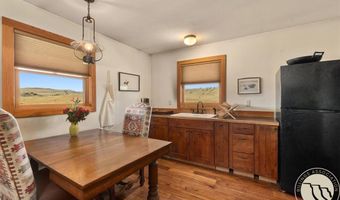 618 Grove Creek Rd, Absarokee, MT 59001