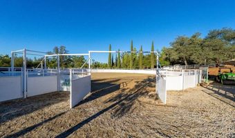 1356 S Grade Rd, Alpine, CA 91901