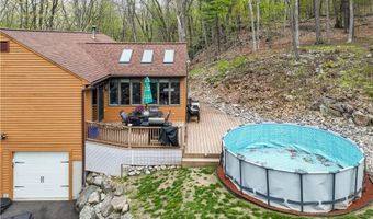 77 Lippitt Ave, Cumberland, RI 02864