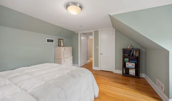 301 Wiese Rd, Cheshire, CT 06410