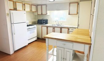 3310 Dumont Lake Dr, Allegan, MI 49010