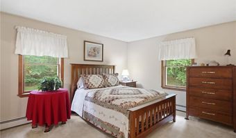 19 Mount Hygeia Rd, Foster, RI 02825