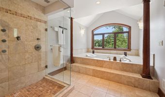 1653 Chapel Ridge Ln, Adams Twp., PA 16046
