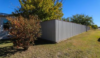 411 13th St, Abernathy, TX 79311