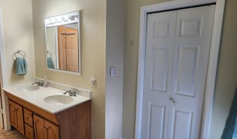 400 Cass St, Adair, IA 50002