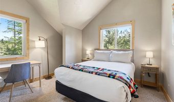 14583 Sylvan Dr, Bigfork, MT 59911