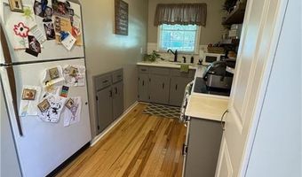 165 Shadow Moss Dr, Athens, GA 30605