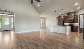 140 Cowan Xing, Alvord, TX 76225