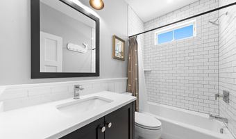 118 DOLPHIN Ave, Beach Haven, NJ 08008