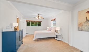 9306 PARKHILL Ter, Bethesda, MD 20814