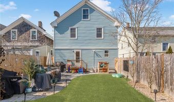 35 Hall Ave, Newport, RI 02840