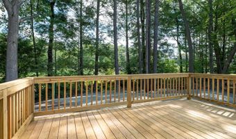 3 Alison Cir, Hampton, NH 03842