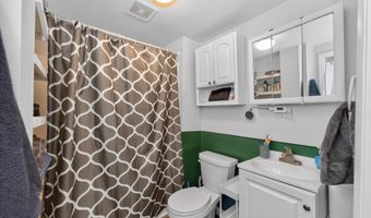 36 Broad St, Amsterdam, NY 12010