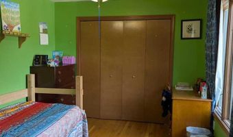 10617 Niggli Rd, Alhambra, IL 62001