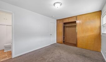 4012 Fawnhill Ln, Cincinnati, OH 45205