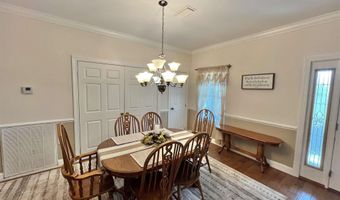 2259 E Laurel St, Atmore, AL 36502