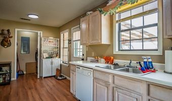 108 Dabney St, Batesville, MS 38606