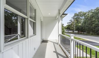 70 Seurat St, Barnegat, NJ 08005