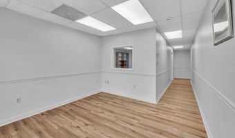 329 W Main St, Abingdon, VA 24210