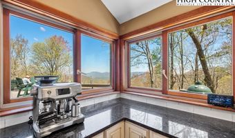 792 Pigeon Roost Rd, Banner Elk, NC 28604