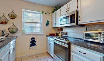 294 Hildred Dr 294, Burlington, VT 05401