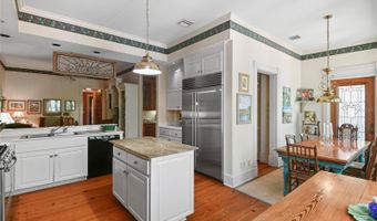 1233 GOLDEN Ln, Orlando, FL 32804