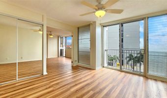 1624 Kanunu St 304, Honolulu, HI 96814