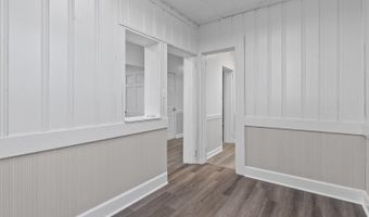 525 7th St, Altavista, VA 24517
