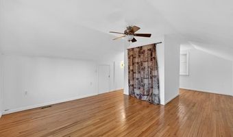 9006 Quandt Ave, Allen Park, MI 48101