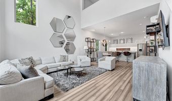 505 SE D St, Bentonville, AR 72712
