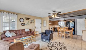 1640 JUNO Trl 205C, Astor, FL 32102