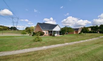 977 Southwick Dr, Alcoa, TN 37701