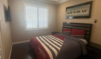8200 E Brookdale Ln, Anaheim, CA 92807