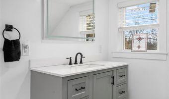 409 Summit Rd, Exeter, RI 02822